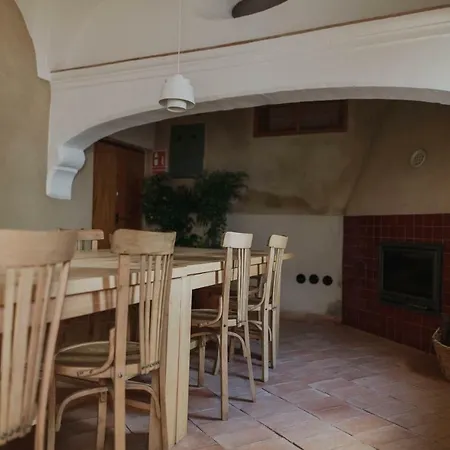 La Hermandad De Villalba *