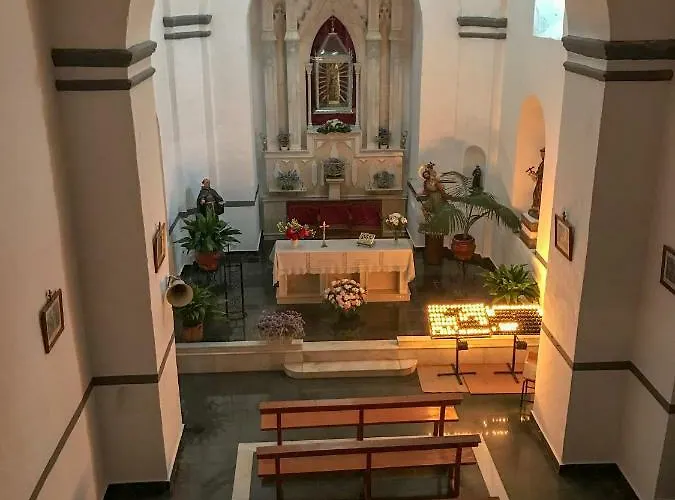 La Hermandad De Villalba Villa *