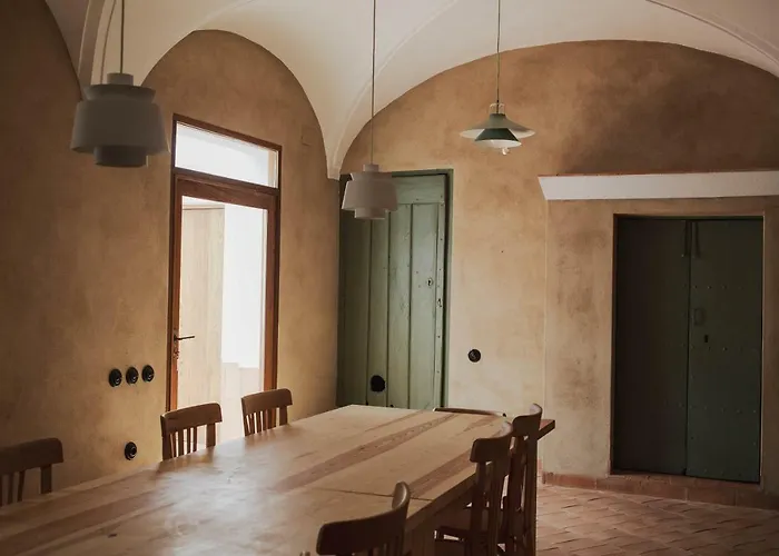 La Hermandad De Villalba Villa